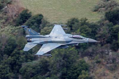 Aviation Photography low level flying