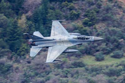 Aviation Photography low level flying