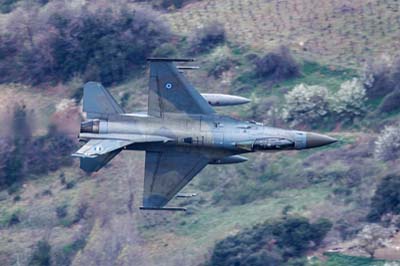 Aviation Photography low level flying