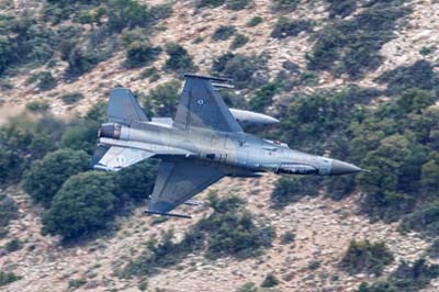 Aviation Photography low level flying
