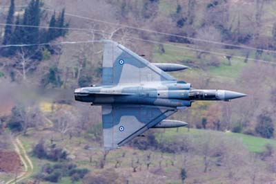 Aviation Photography low level flying