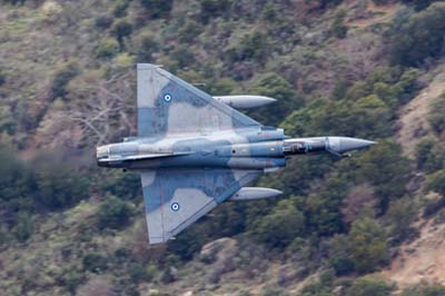 Aviation Photography low level flying