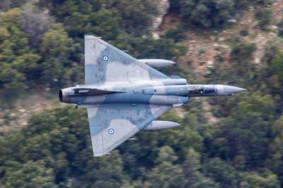 Aviation Photography low level flying