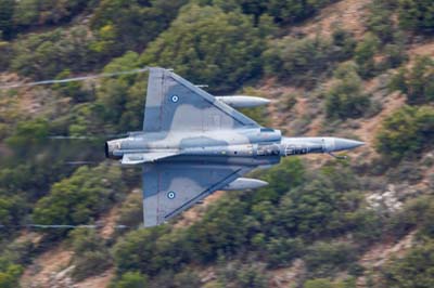 Aviation Photography low level flying