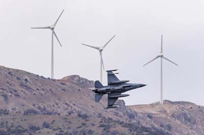 Aviation Photography low level flying