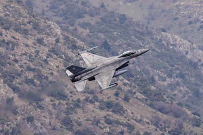 Aviation Photography low level flying
