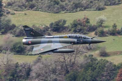 Aviation Photography low level flying
