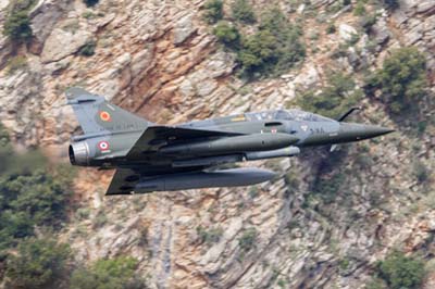 Aviation Photography low level flying