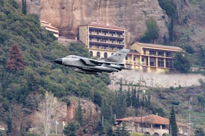 Aviation Photography low level flying