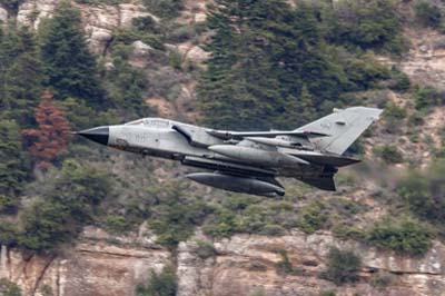 Aviation Photography low level flying