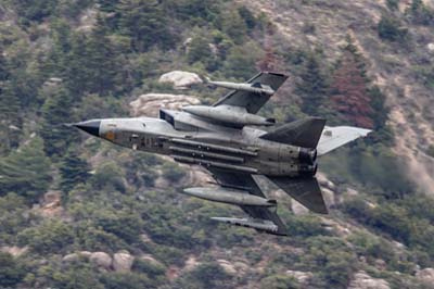 Aviation Photography low level flying