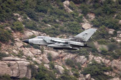 Aviation Photography low level flying