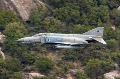 Aviation Photography low level flying