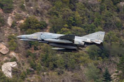 Aviation Photography low level flying