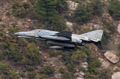 Aviation Photography low level flying