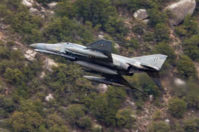 Aviation Photography low level flying