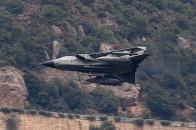 Aviation Photography low level flying
