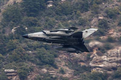 Aviation Photography low level flying
