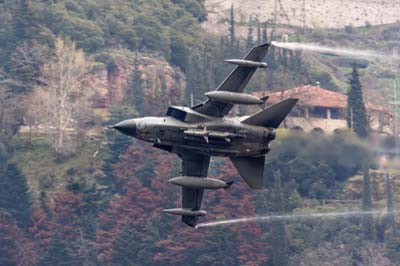 Aviation Photography low level flying