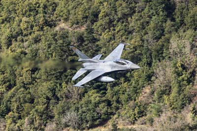 Aviation Photography low level flying