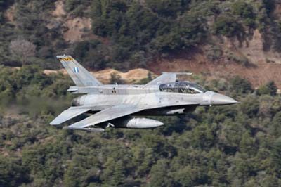 Aviation Photography low level flying