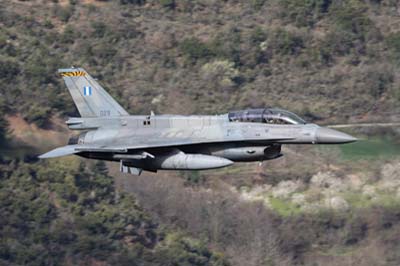 Aviation Photography low level flying
