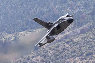 Aviation Photography low level flying