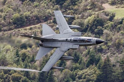 Aviation Photography low level flying