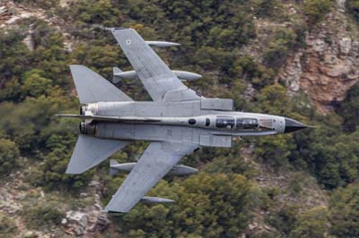 Aviation Photography low level flying