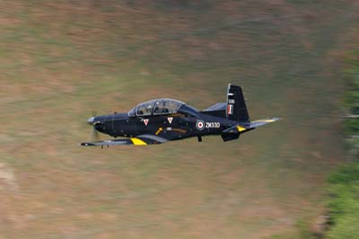 Aviation Photography low level flying